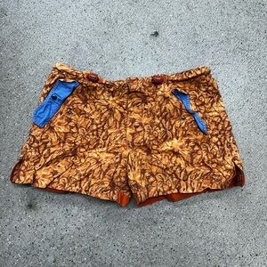VINTAGE American Eagle Outfitters Orange swirled and Blue accent velcro shorts